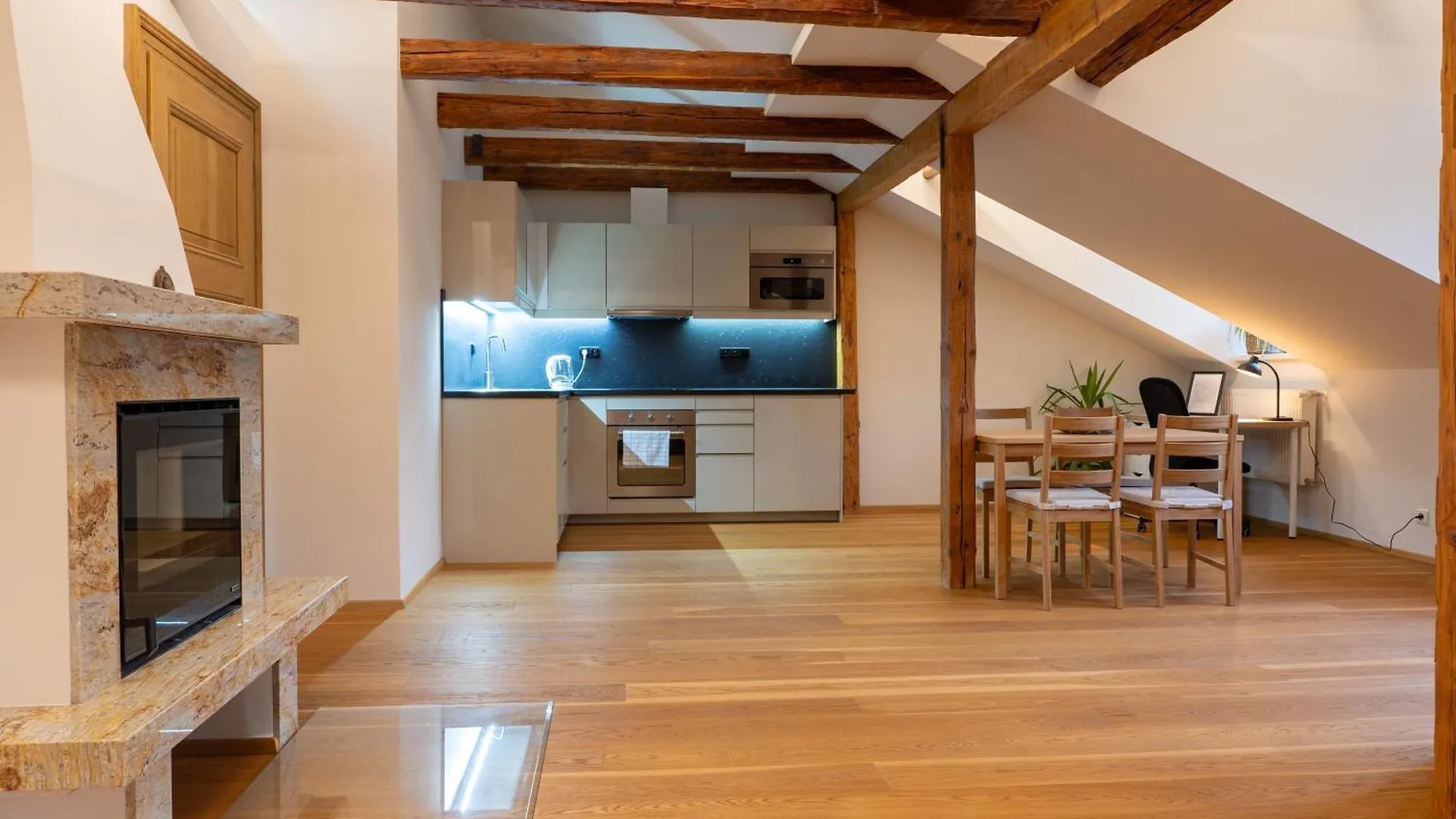 Zlaty Pelikan Apartments Karlovy Vary
